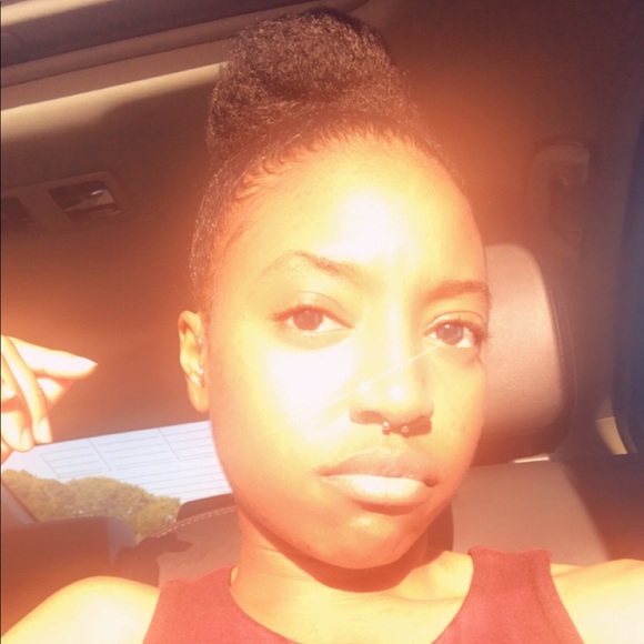 Meet your Posher, Reine - Picture 1 of 1